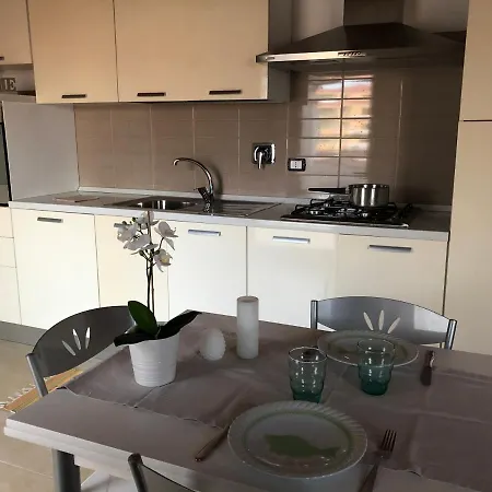 Apartamento Bilocale Con Terrazza *